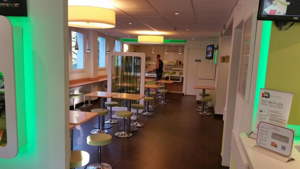 Ibis Budget Marseille Est Porte D'Aubagne Εξωτερικό φωτογραφία